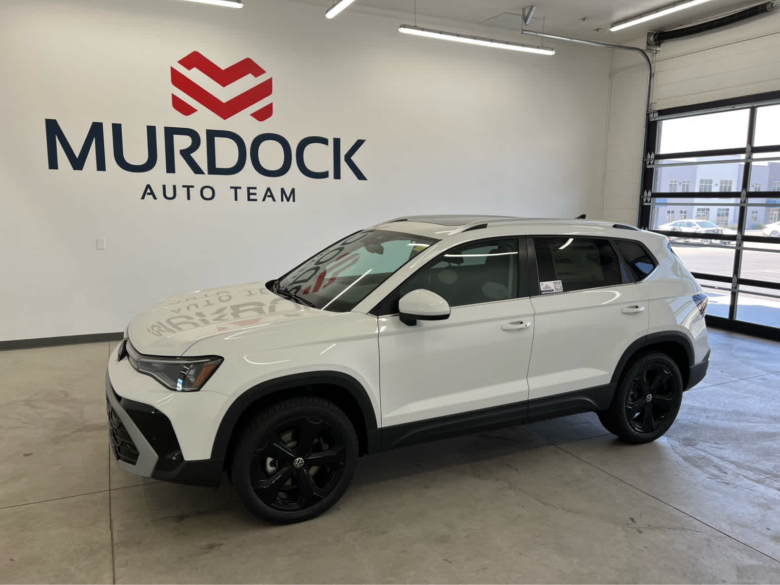 2025 Volkswagen Taos SEL's photo