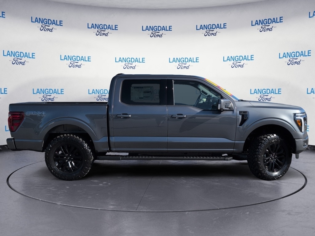 2025 Ford F-150 Lariat photo 2