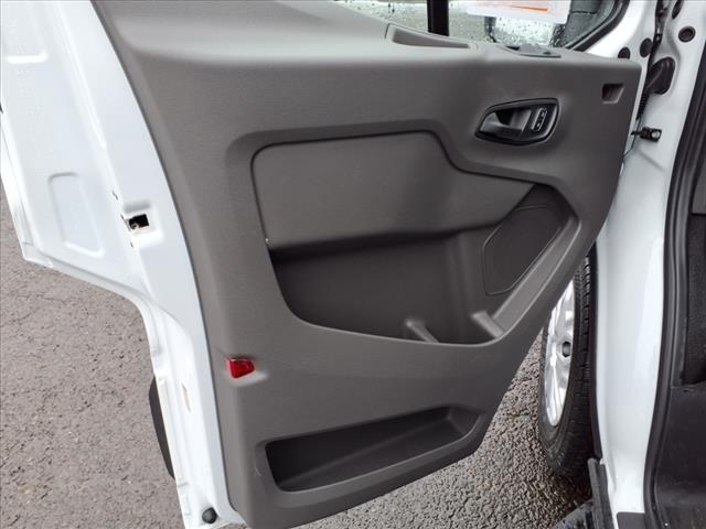 2024 Ford Transit photo 10