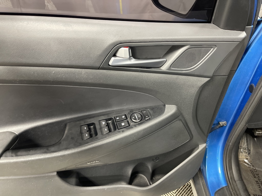 2017 Hyundai Tucson SE Plus photo 18