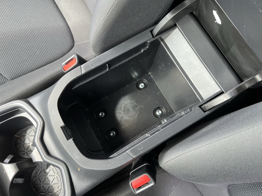 2020 Toyota RAV4 Hybrid LE photo 22