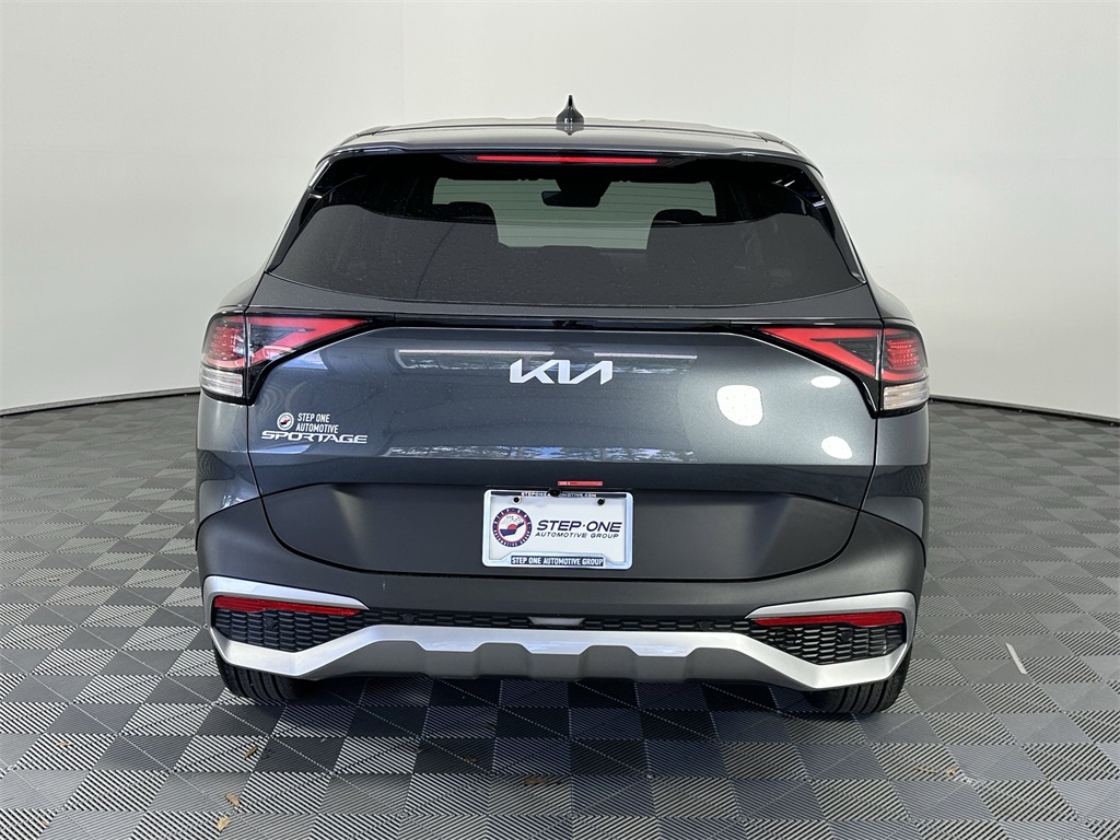 2025 Kia Sportage LX photo 4