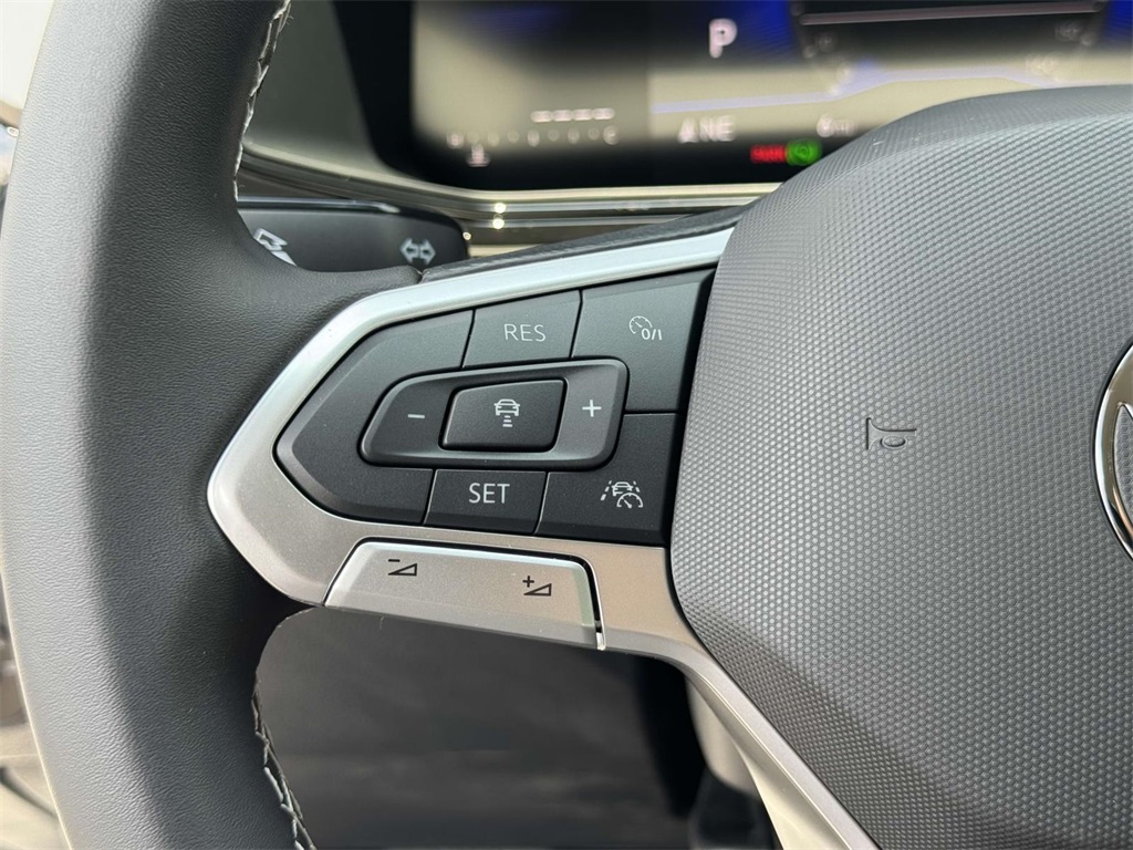 2025 Volkswagen Taos S photo 22