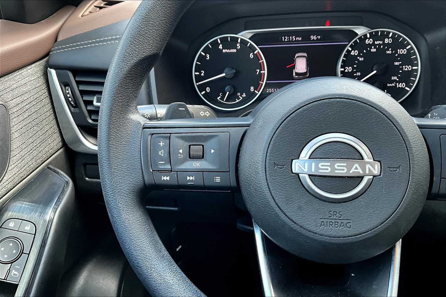 2023 Nissan Rogue S photo 21
