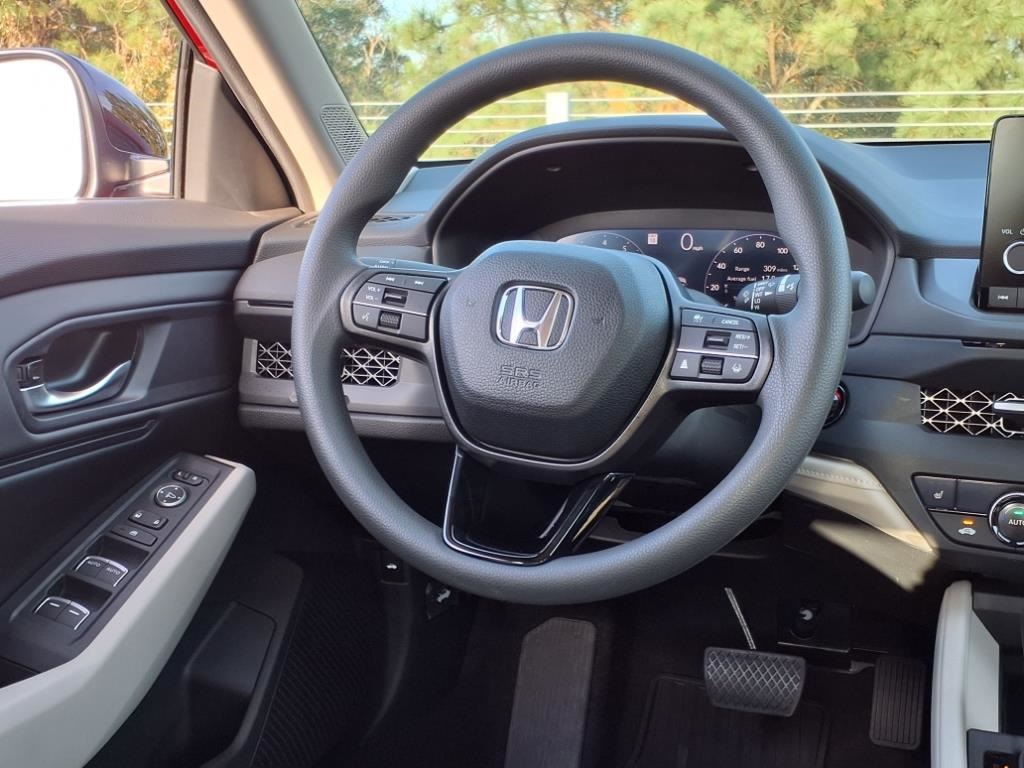 2025 Honda Accord SE photo 12