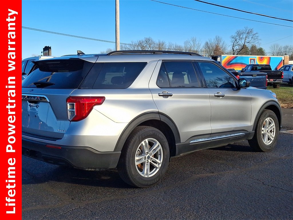 2021 Ford Explorer XLT photo 4
