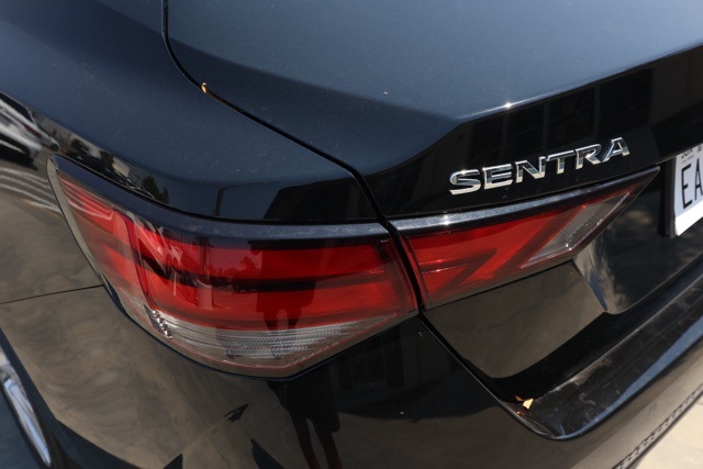 2025 Nissan Sentra S photo 6