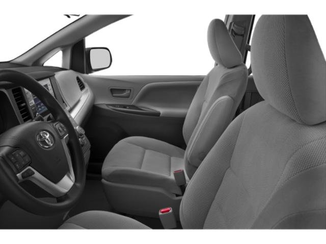 2018 Toyota Sienna XLE Limited Premium photo 9