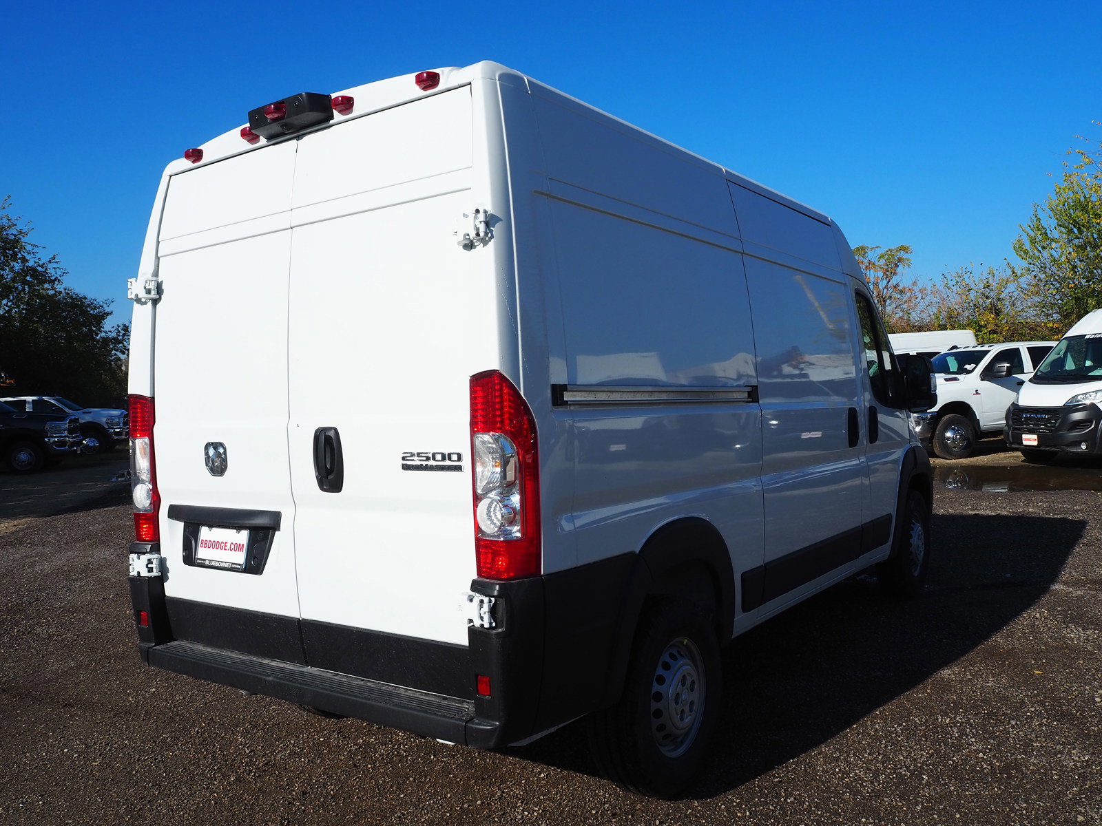 2025 Ram ProMaster 2500 photo 3