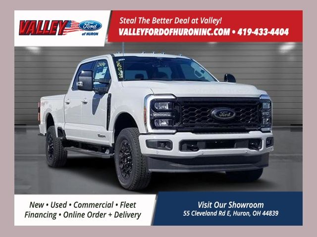 2025 Ford F-350 Super Duty Lariat's photo