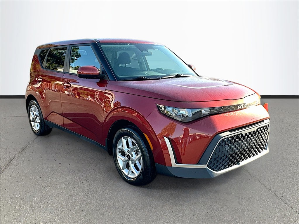 2023 Kia Soul LX