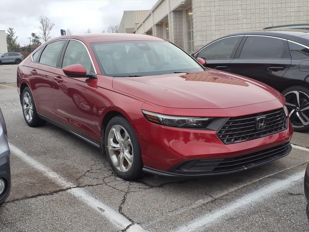 2023 Honda Accord LX's photo