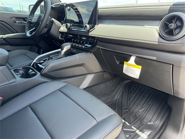 2026 Chevrolet Colorado LT photo 12