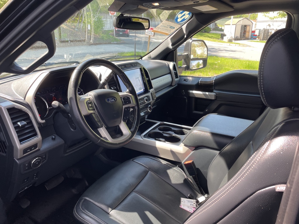2022 Ford F-250 Lariat photo 9