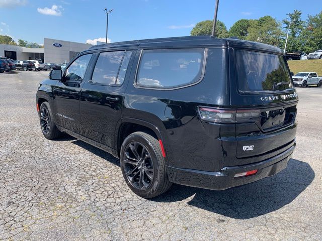 2023 Jeep Grand Wagoneer III photo 4