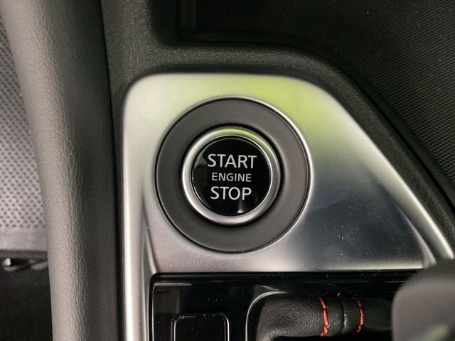 2025 Nissan Sentra SR photo 23