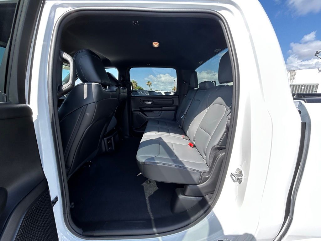 2025 Ram 1500 Tradesman photo 25