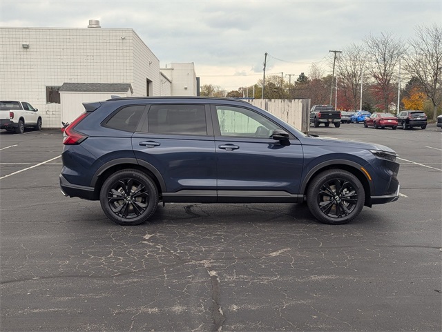 2026 Honda CR-V Hybrid Sport Touring photo 4