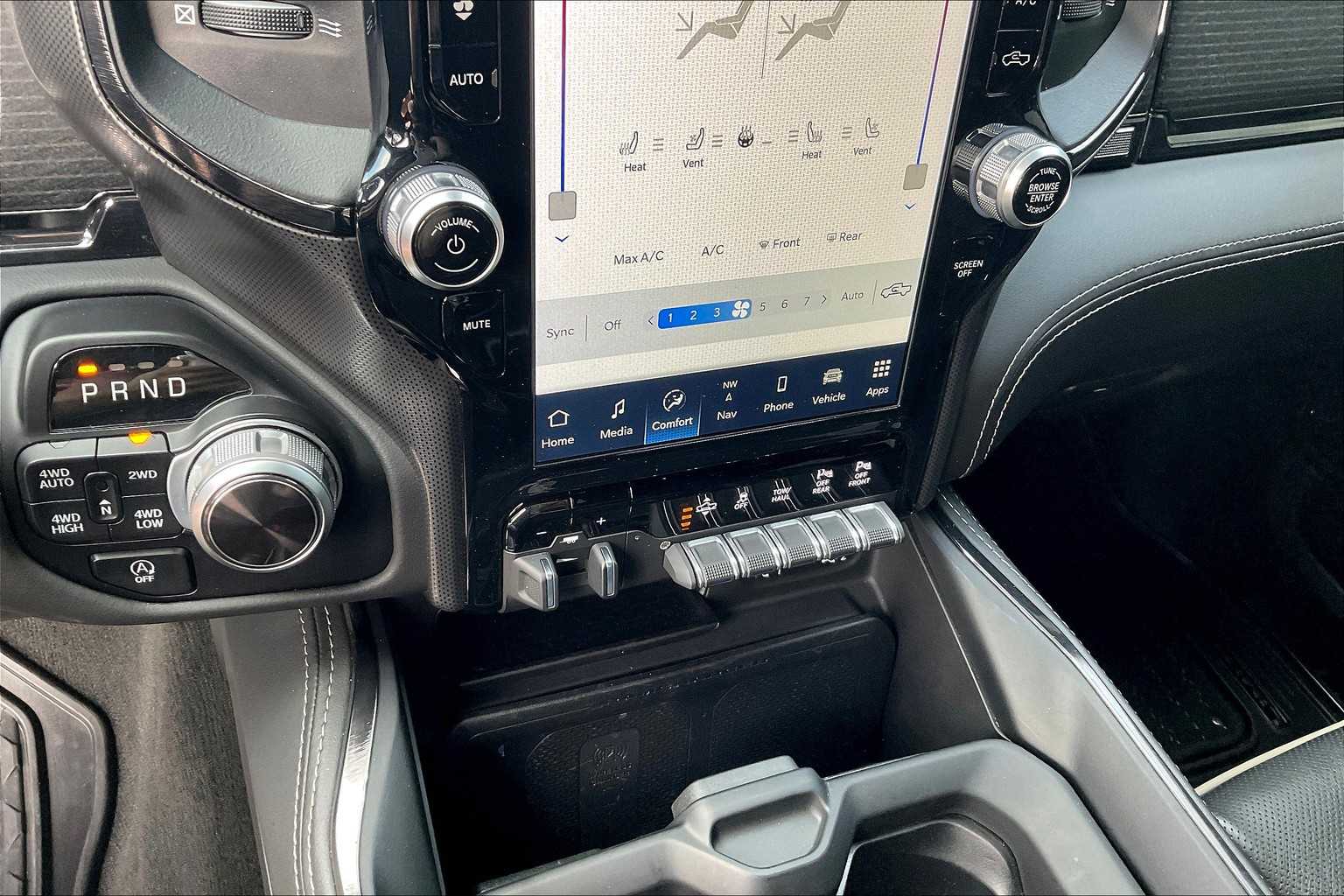 2022 Ram 1500 Limited photo 30