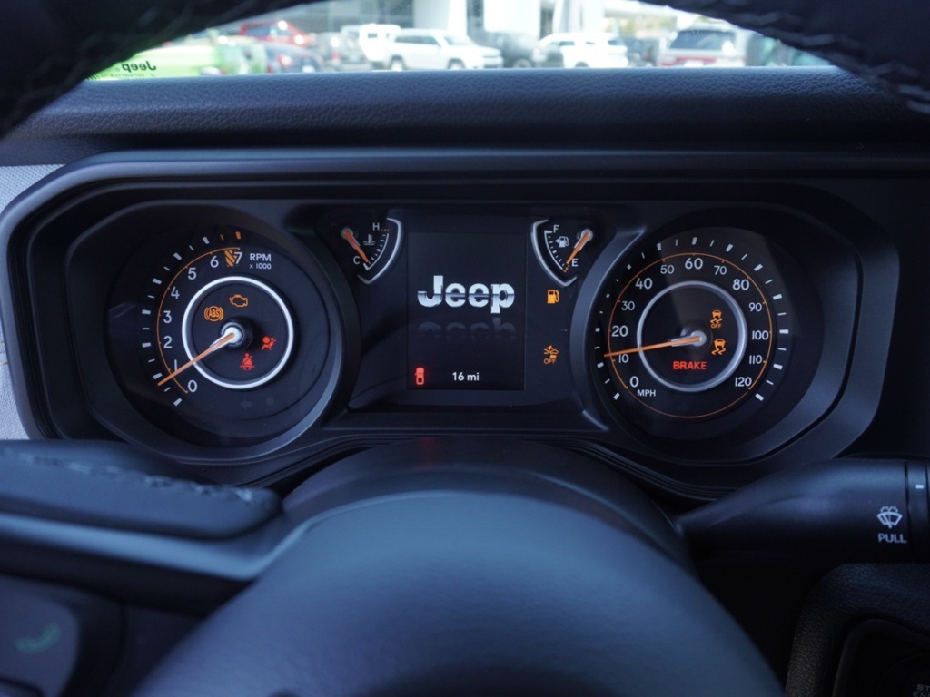 2025 Jeep Gladiator Sport photo 12