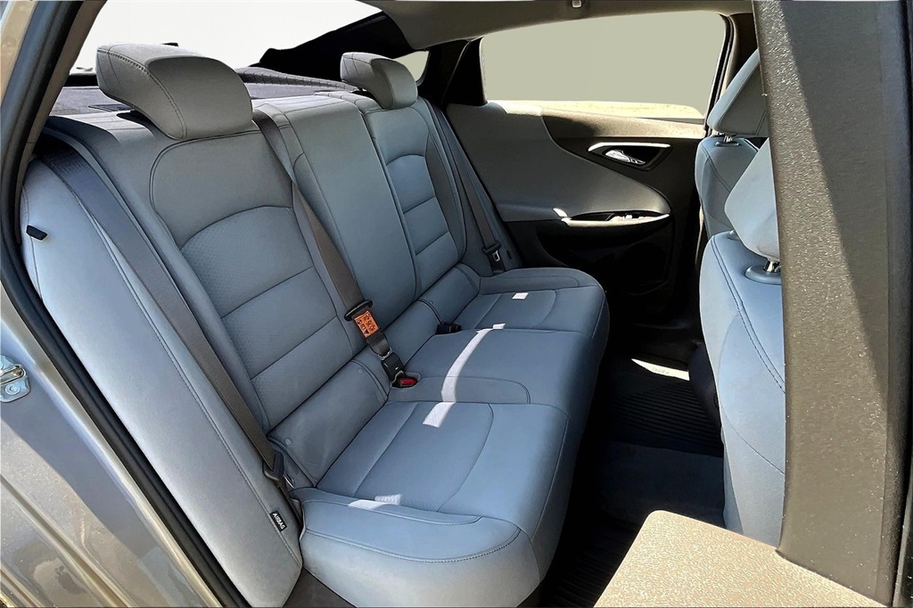2022 Chevrolet Malibu LS photo 27
