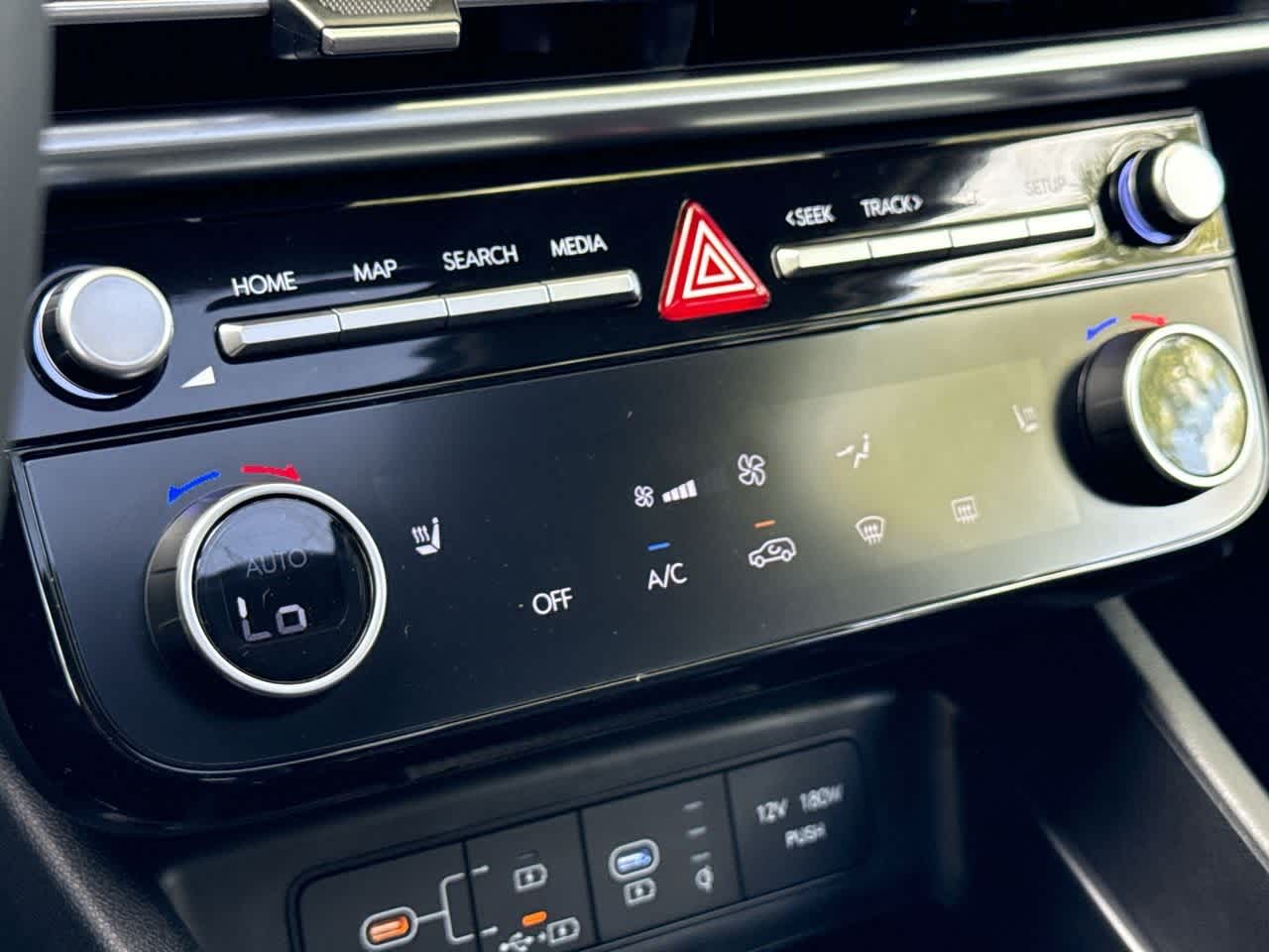 2025 Hyundai Tucson SEL Convenience photo 18