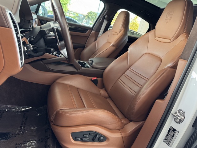 2023 Porsche Cayenne Coupe GTS photo 18