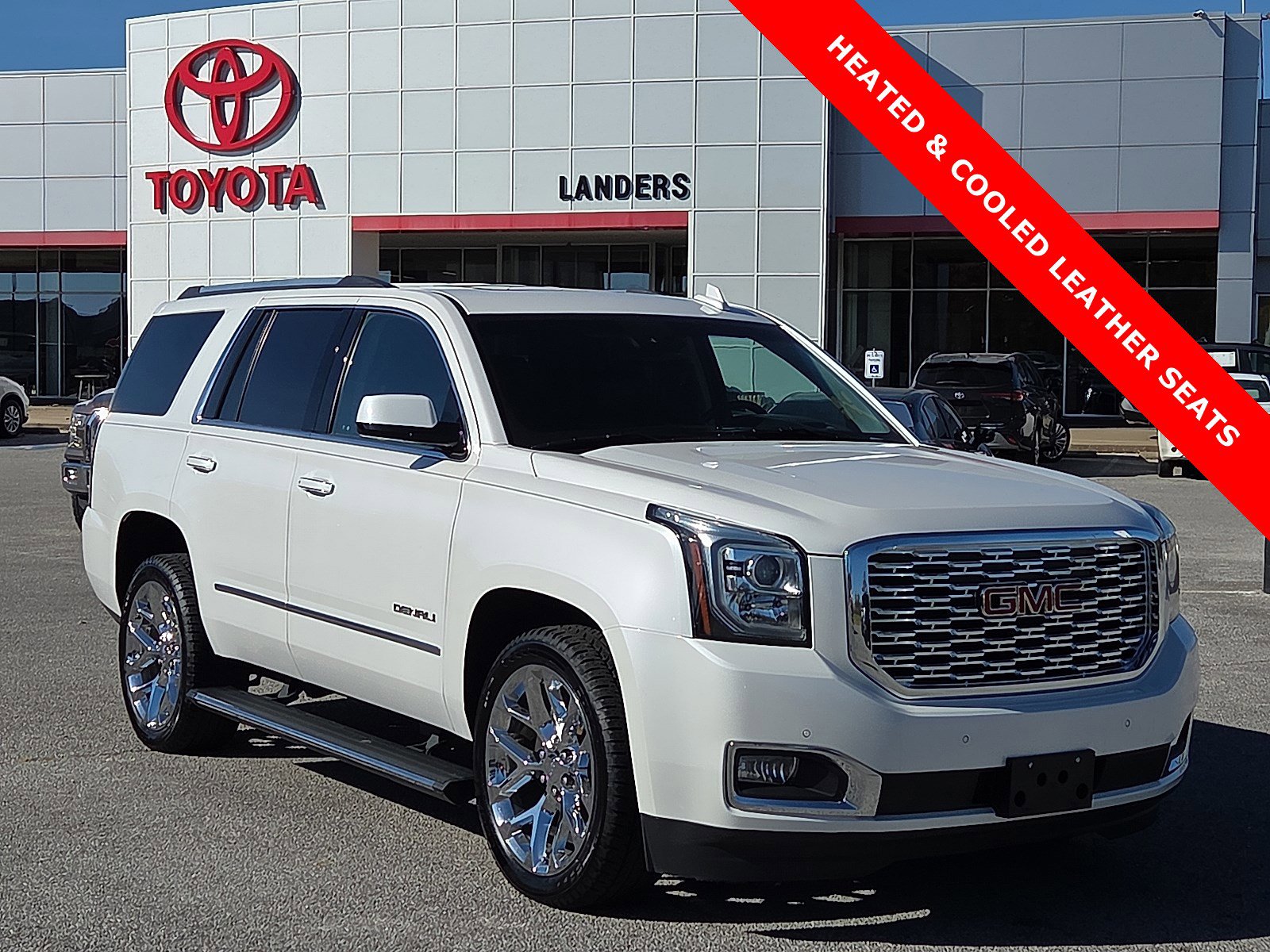 2020 GMC Yukon Denali's photo