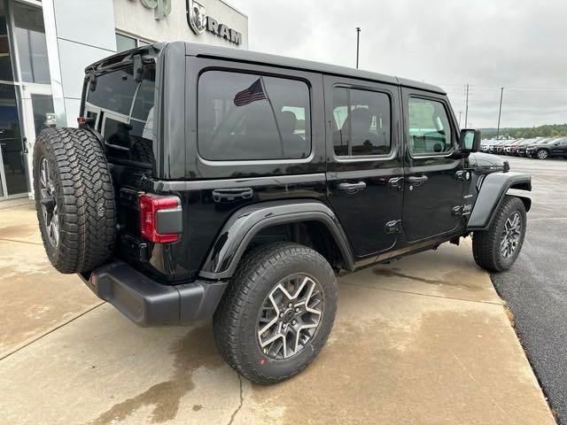 2024 Jeep Wrangler Sahara photo 5