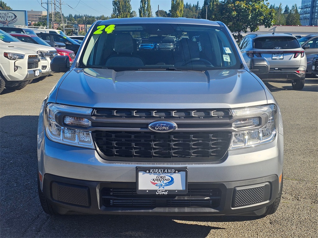 2024 Ford Maverick XLT photo 2