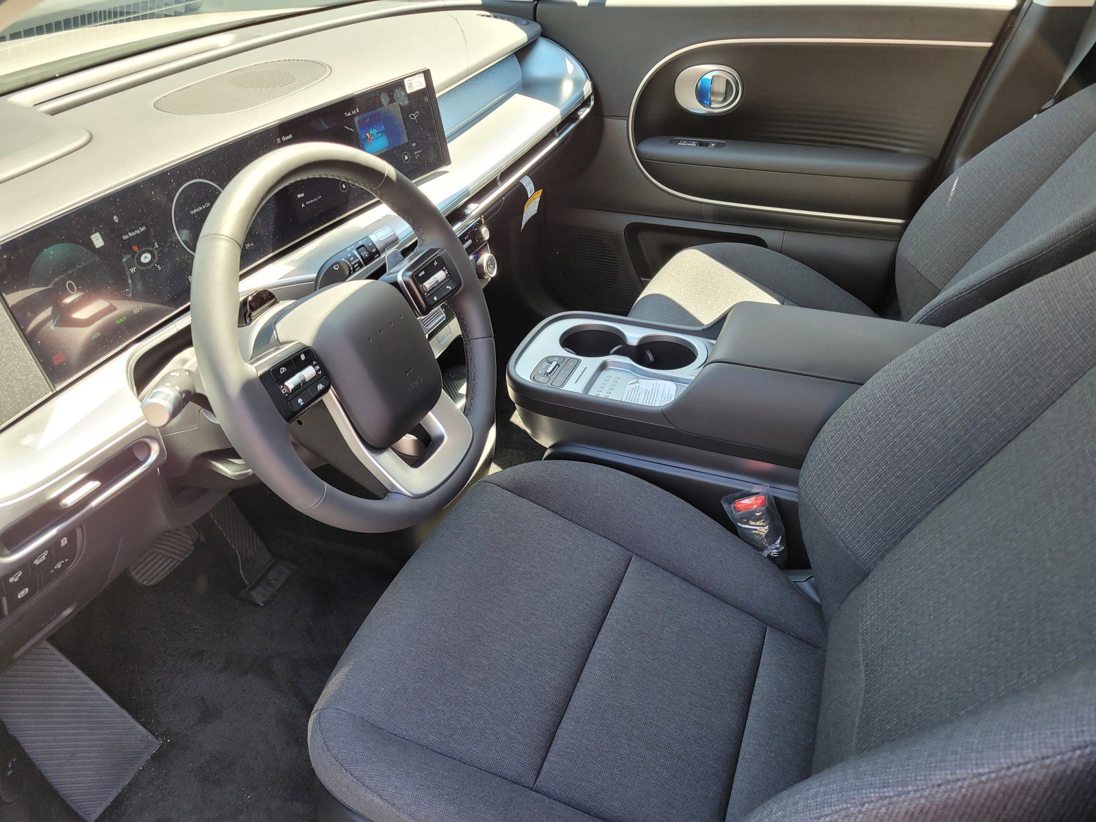 New 2026 Cyber Gray Hyundai SE image 8