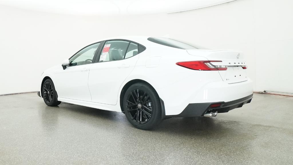2025 Toyota Camry SE photo 14