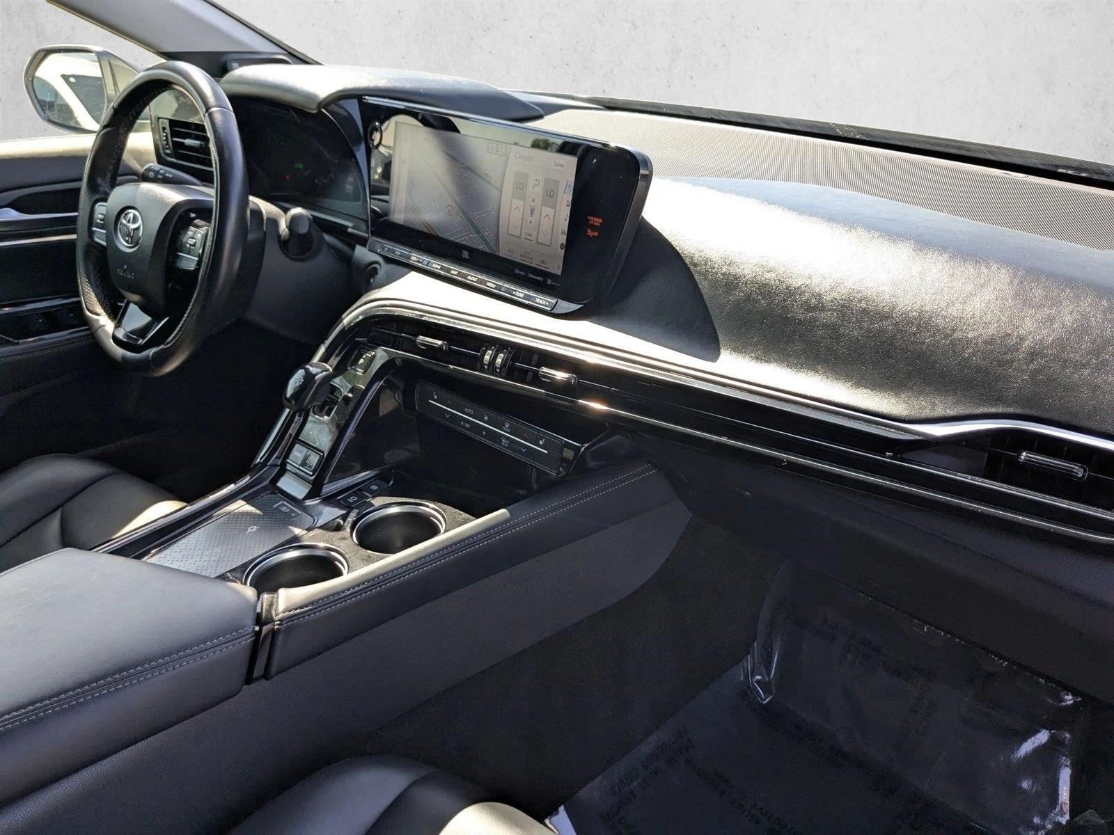 2021 Toyota Mirai XLE photo 21