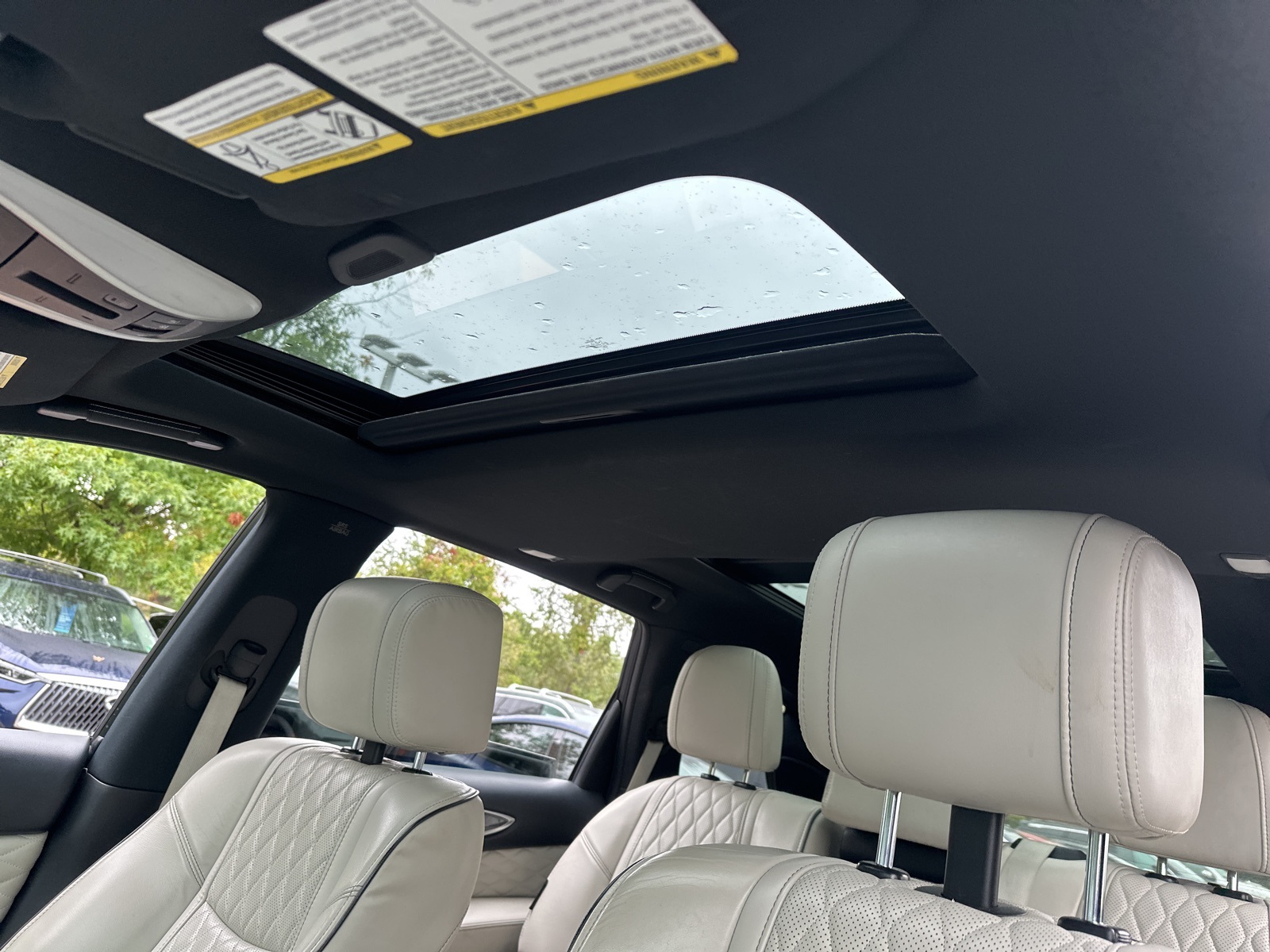 2019 Infiniti QX60 Luxe photo 7