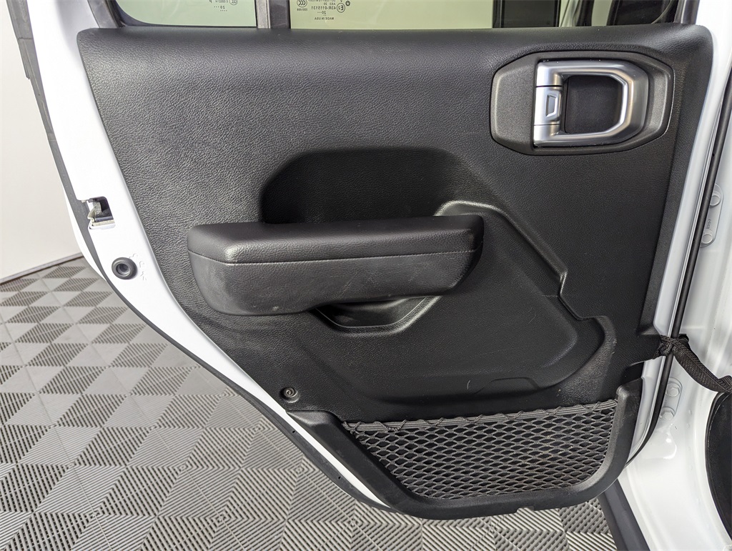 2021 Jeep Wrangler Unlimited Rubicon photo 26