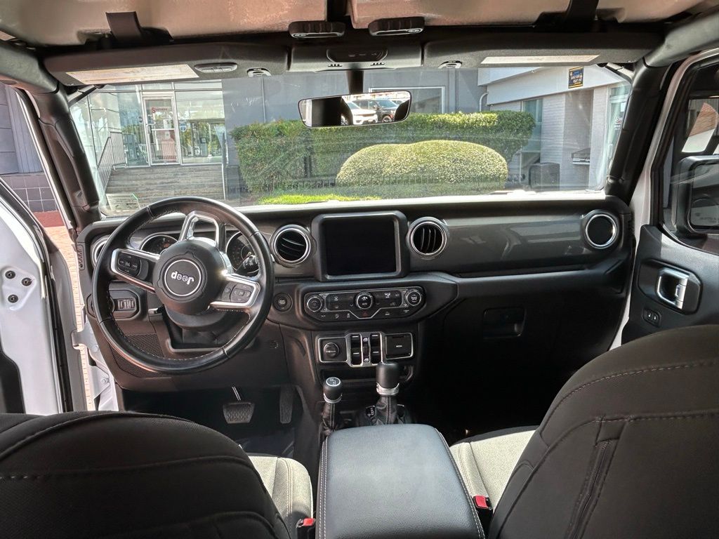 2021 Jeep Wrangler Unlimited Sahara photo 39