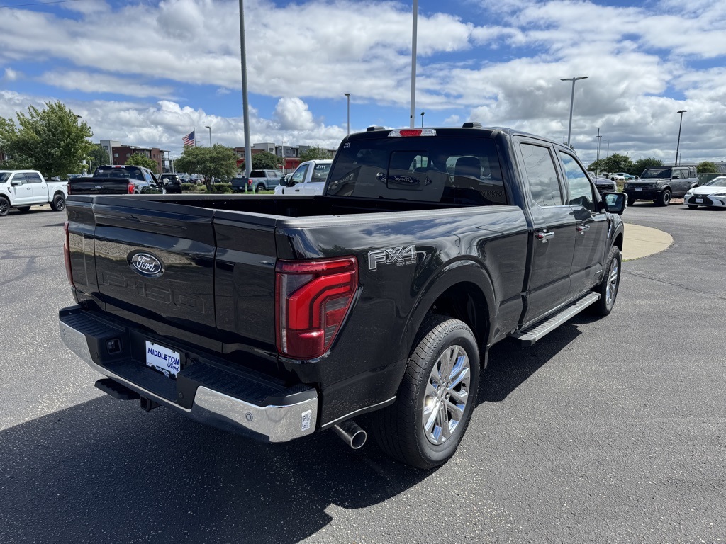 2025 Ford F-150 Lariat photo 4