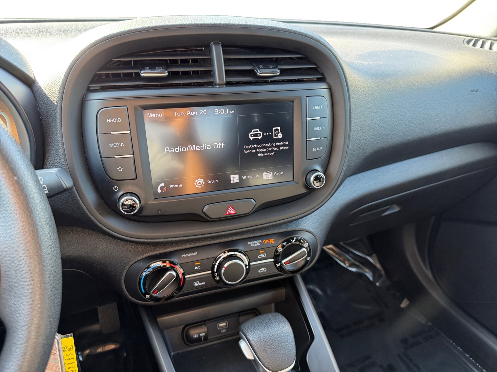 2023 Kia Soul LX photo 12