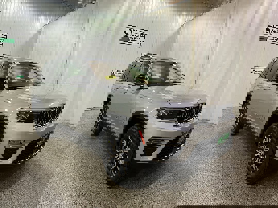 2025 Jeep Grand Cherokee Limited's photo