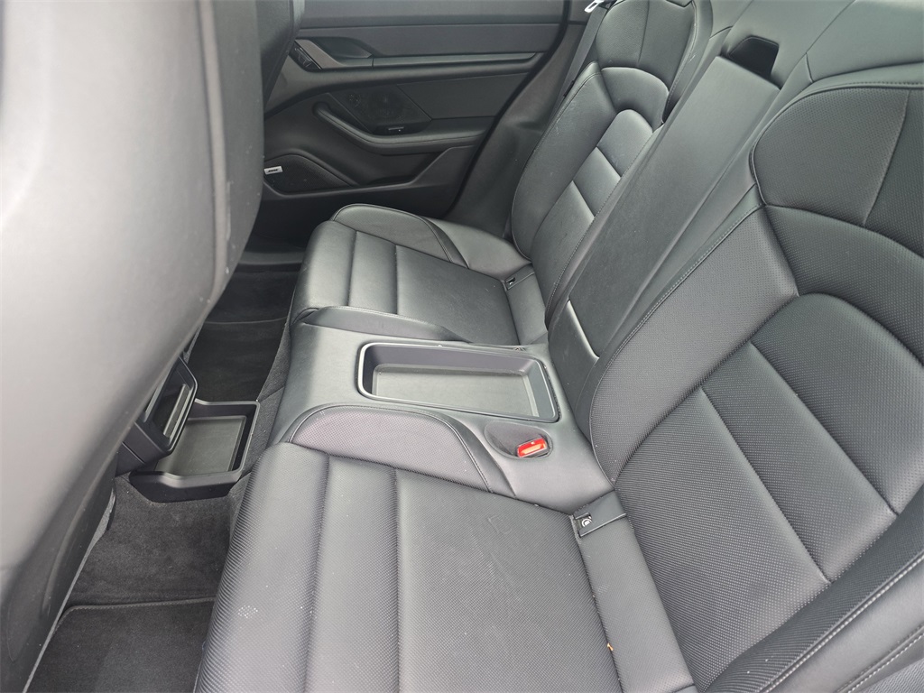 2020 Porsche Taycan 4S photo 14