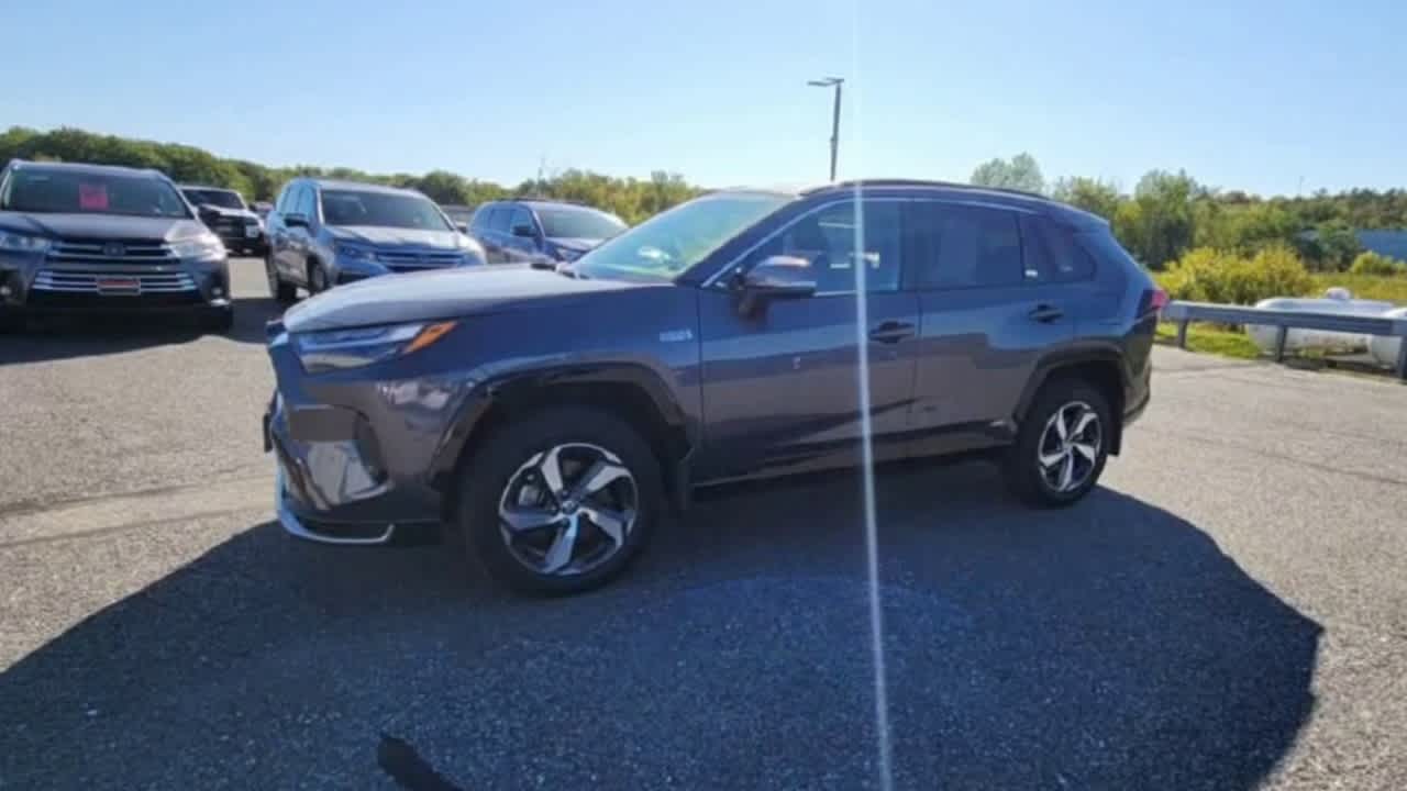 2024 Toyota RAV4 Prime SE photo 4