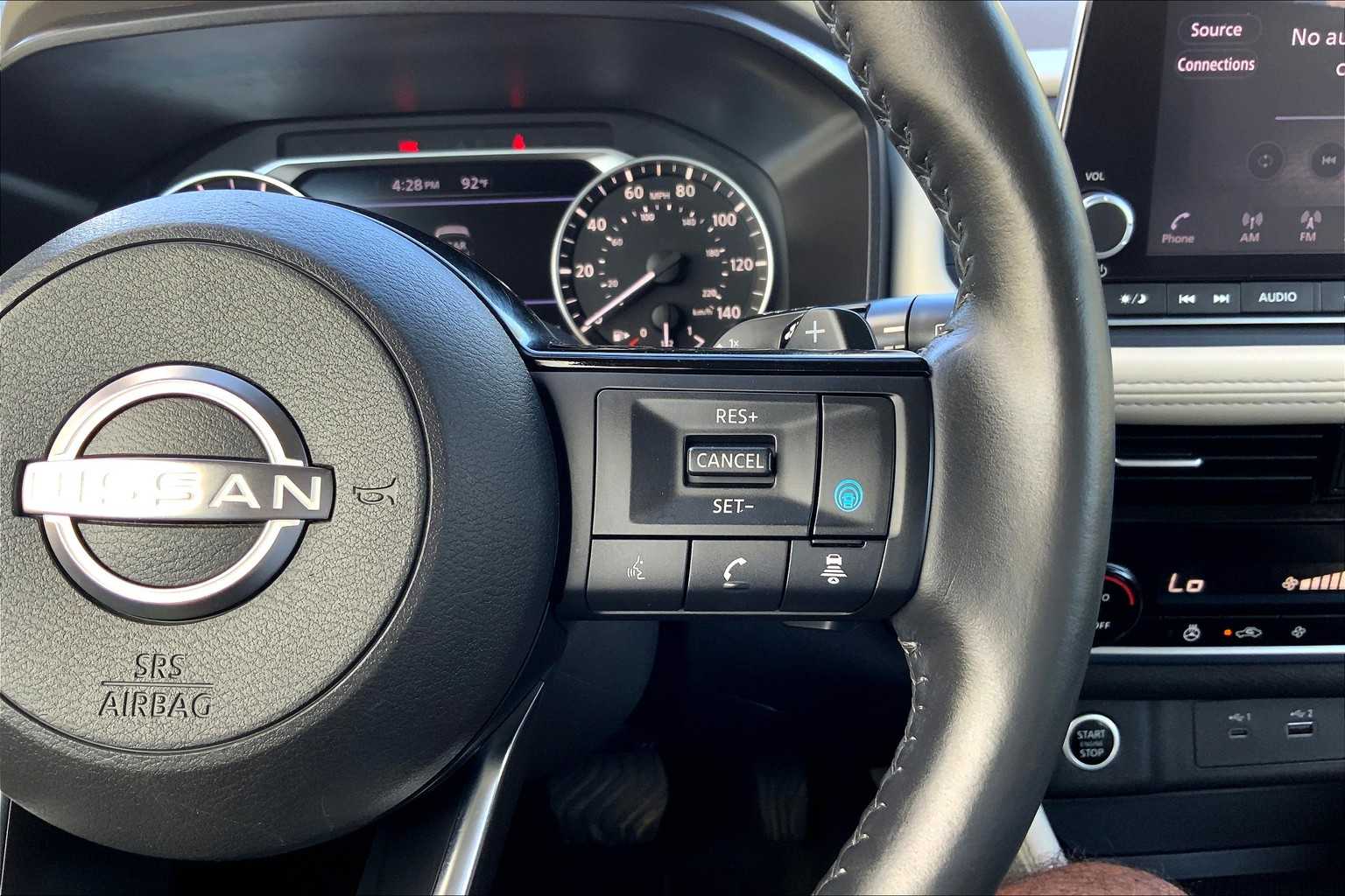 2023 Nissan Rogue SL photo 22