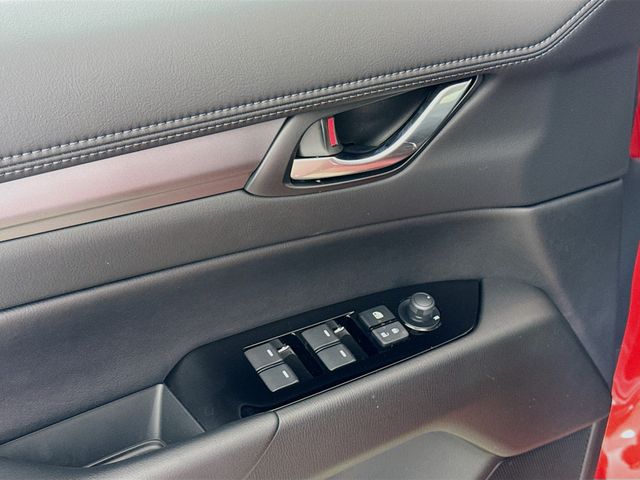 2025 Mazda CX-5 2.5 Select photo 16