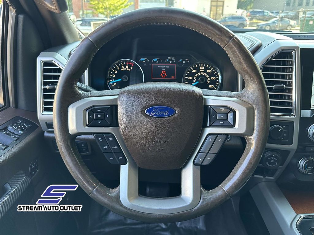 2016 Ford F-150 King Ranch photo 14