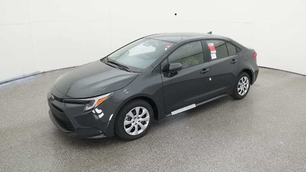 2026 Toyota Corolla LE's photo