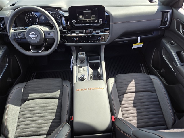 2025 Nissan Pathfinder Rock Creek photo 13
