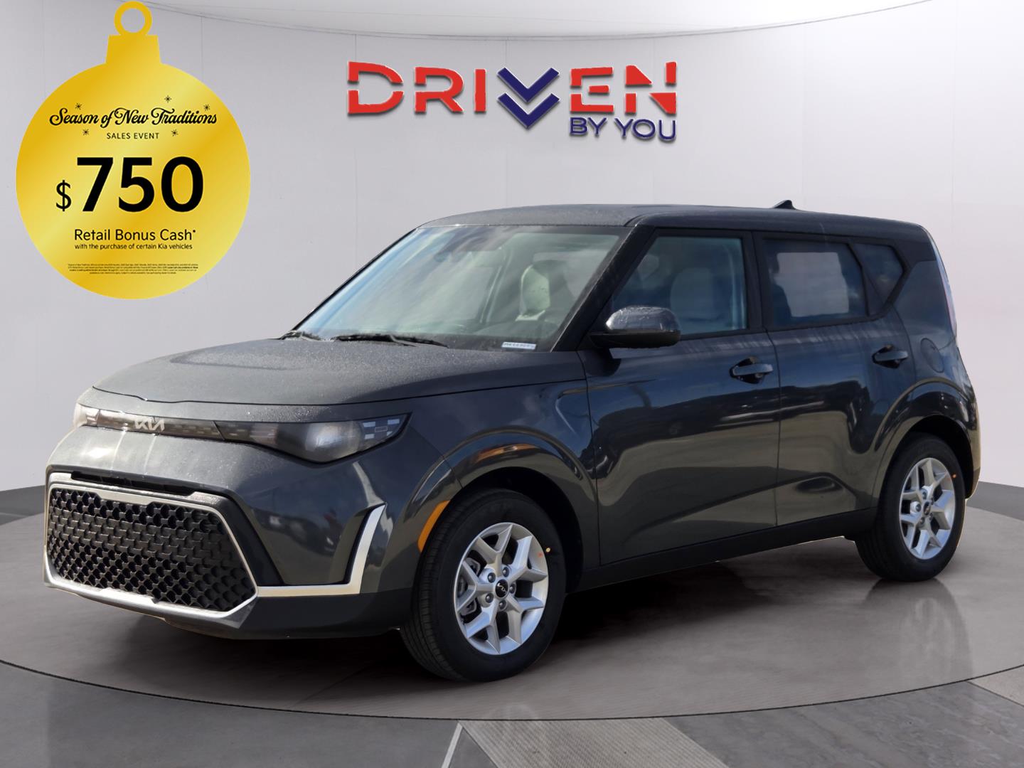 2025 Kia Soul LX's photo