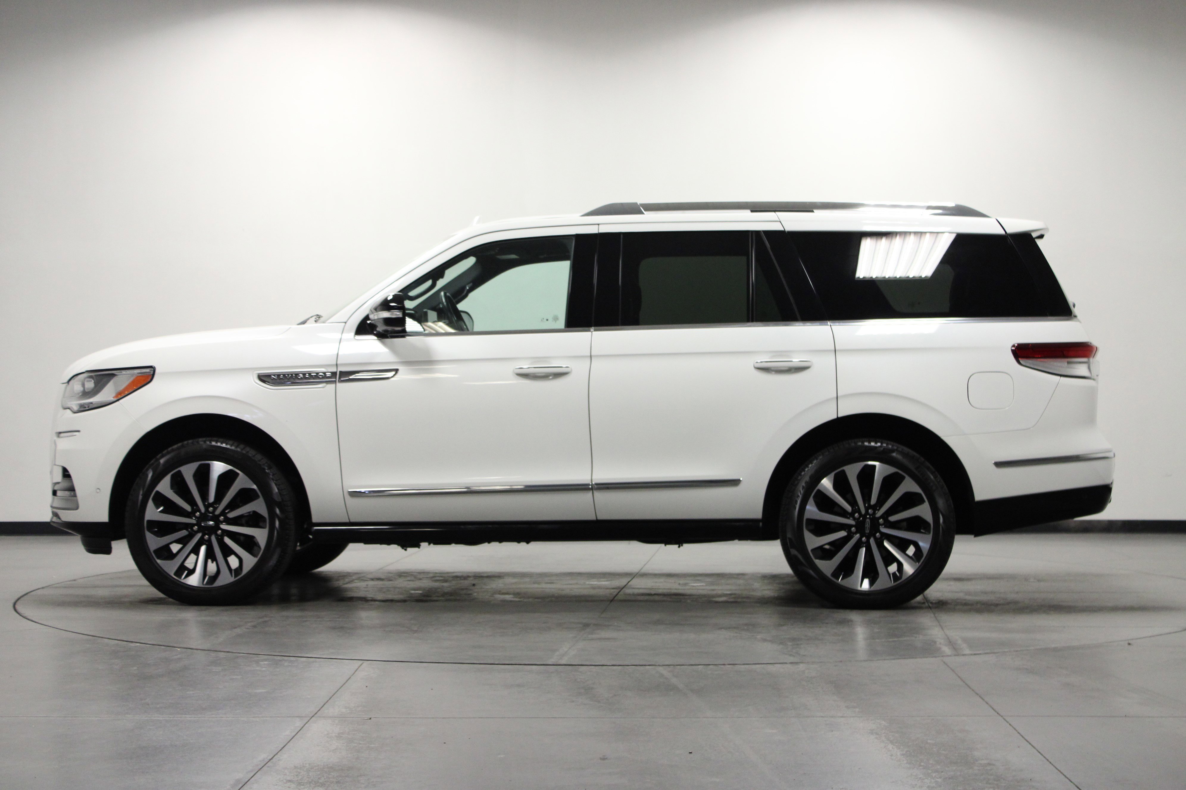 2023 Lincoln Navigator Reserve photo 5
