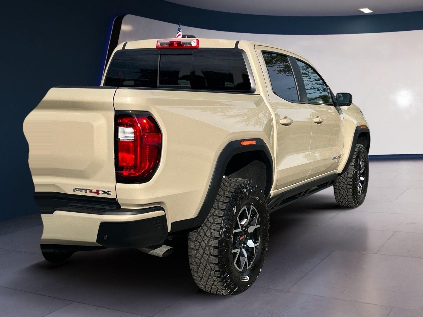 2024 Gmc Canyon AT4X photo 3