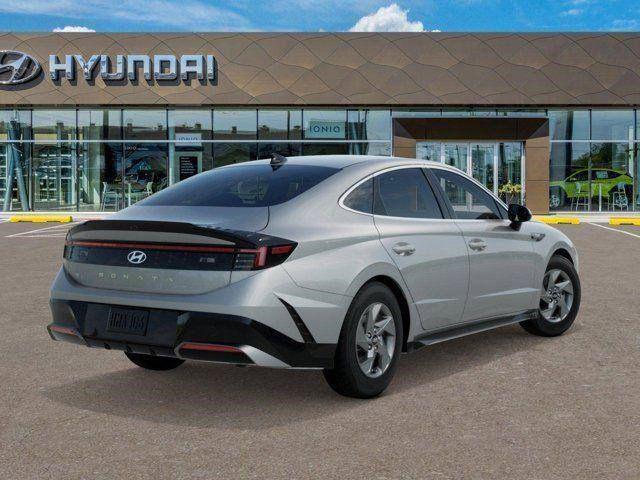 2025 Hyundai Sonata SE photo 4